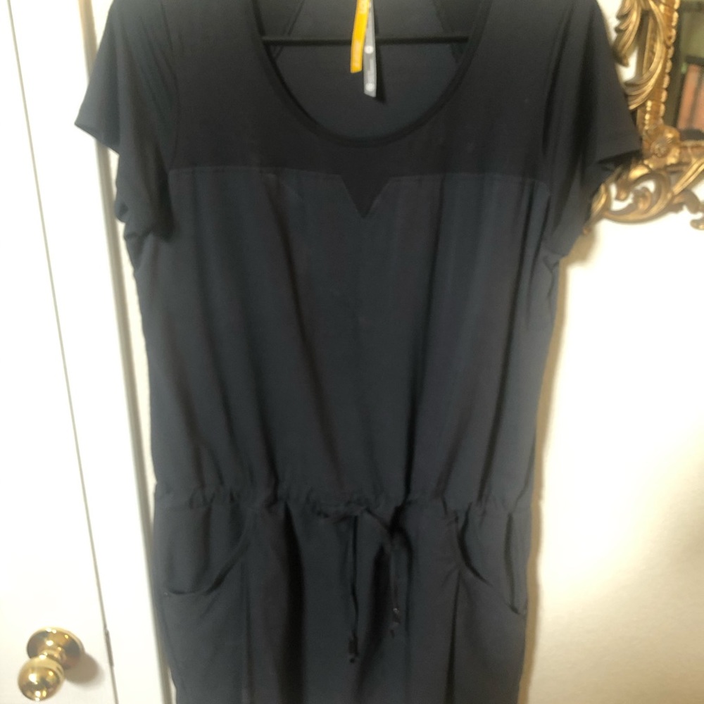 Lole-Black dress w pockets